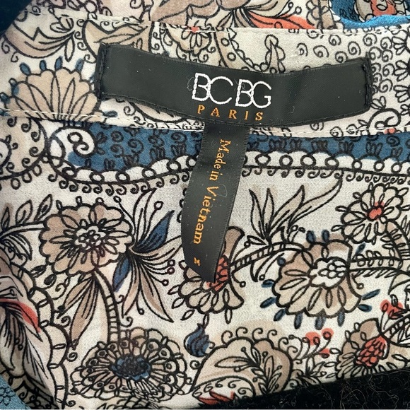 BCBG Sheer Blouse - Picture 2 of 6